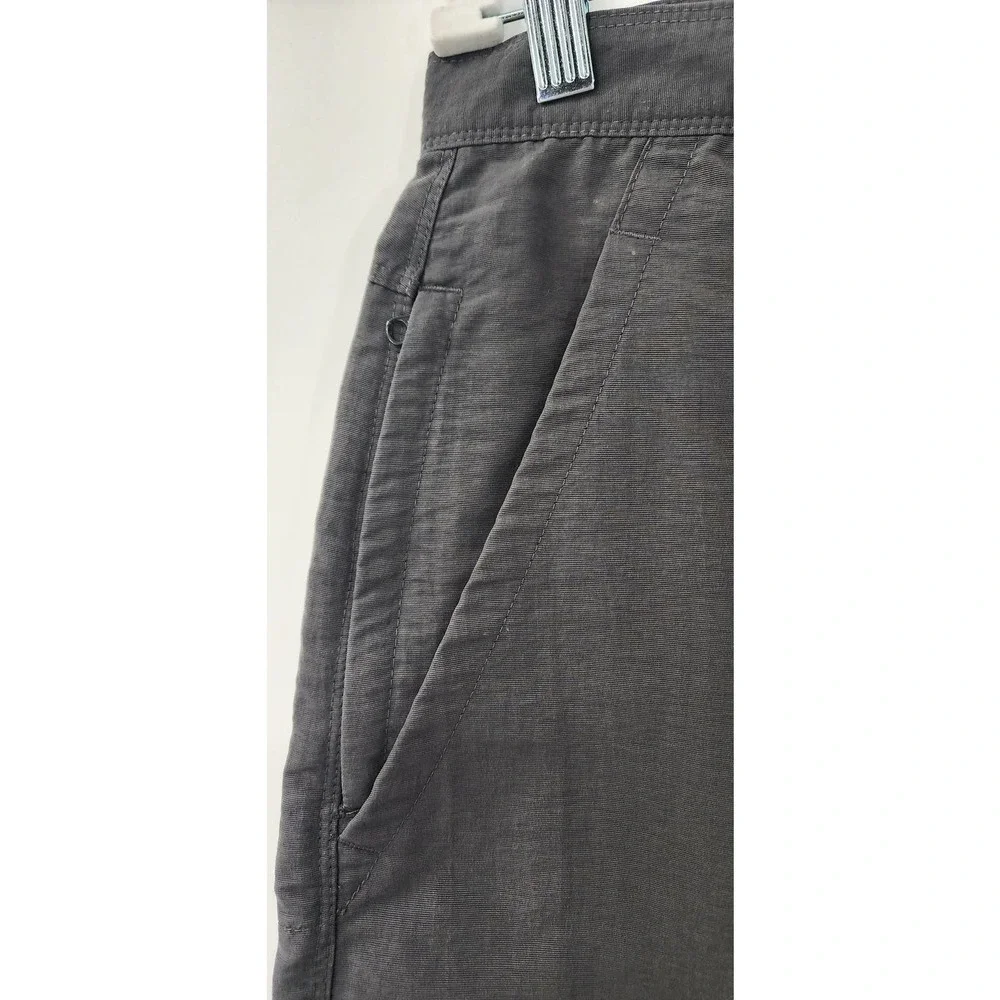 Men's The North Face Green Grey Outdoor Shorts‎ Size 34